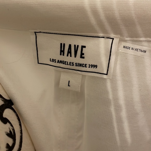 HAVE Los Angeles White Lab Coat - Picture 9 of 10